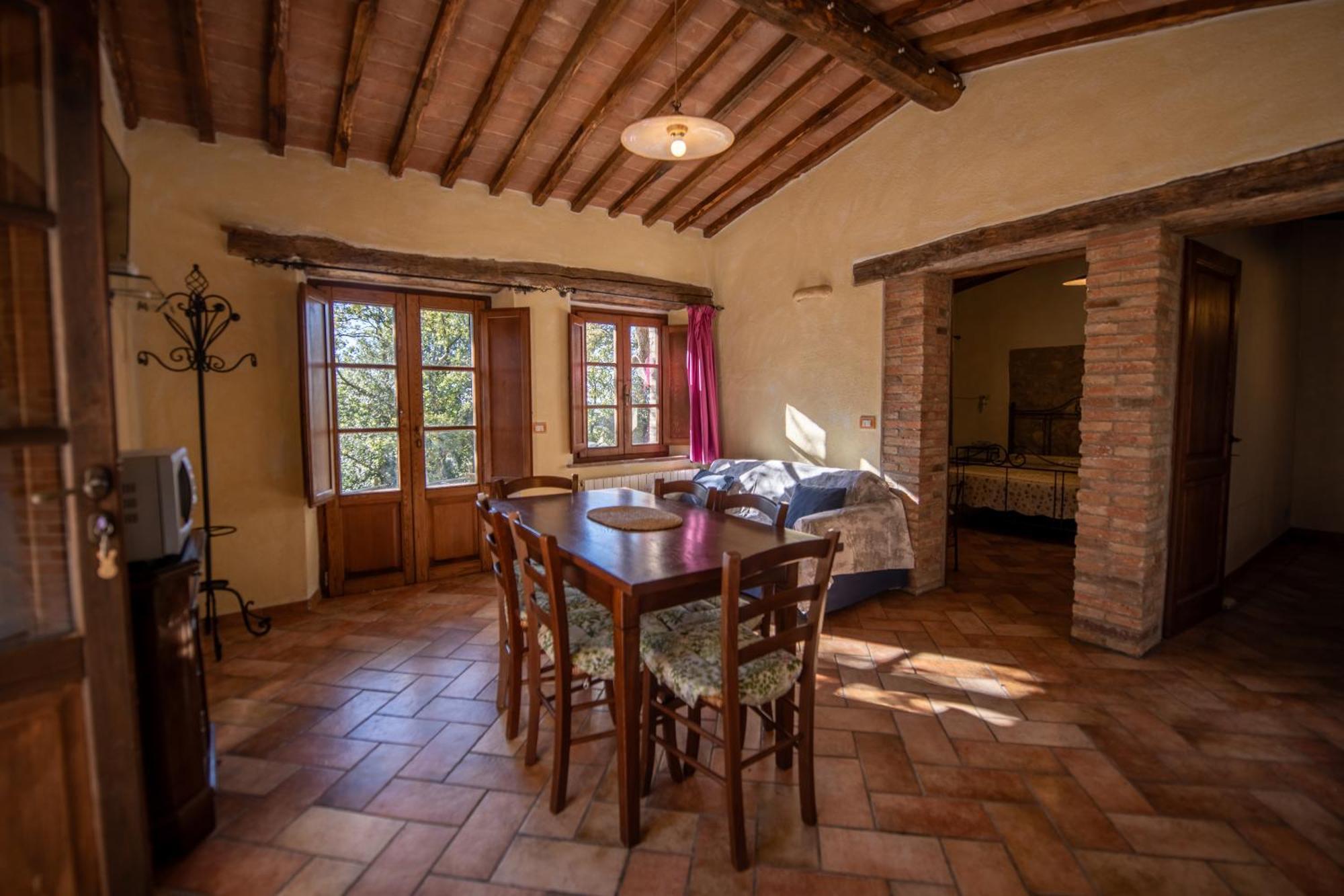 Agriturismo Antico Borgo Montacuto Pari Dış mekan fotoğraf